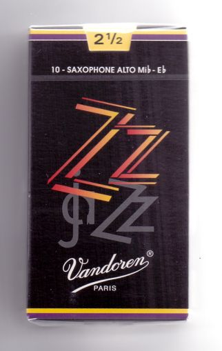 Vandoren Jazz Alt sax reeds size 2 1/2 - box. 10 reeds in box