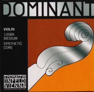 Thomastik Dominant Violin set 135BA(with D Silver/Synthetic)